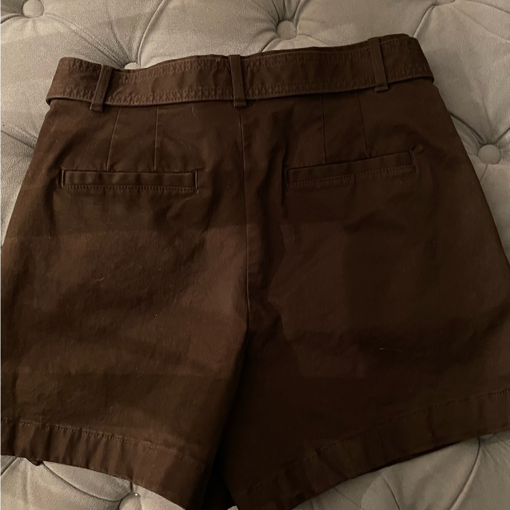 NWT! BANANA 🍌Shorts - Picture 2 of 4